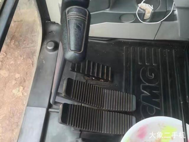 徐工 XE135D 挖掘机