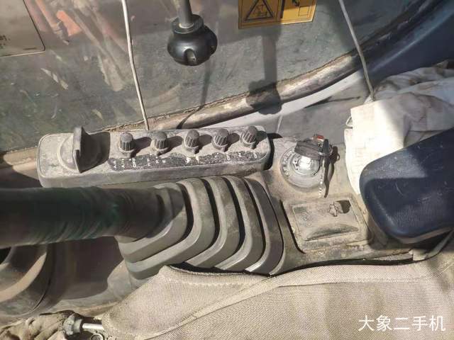 日立 ZX200-6 挖掘机