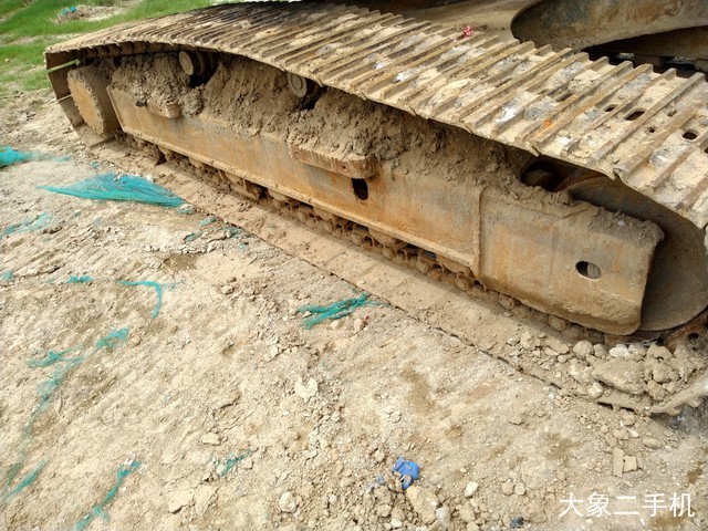 小松 PC220-8M0 挖掘机