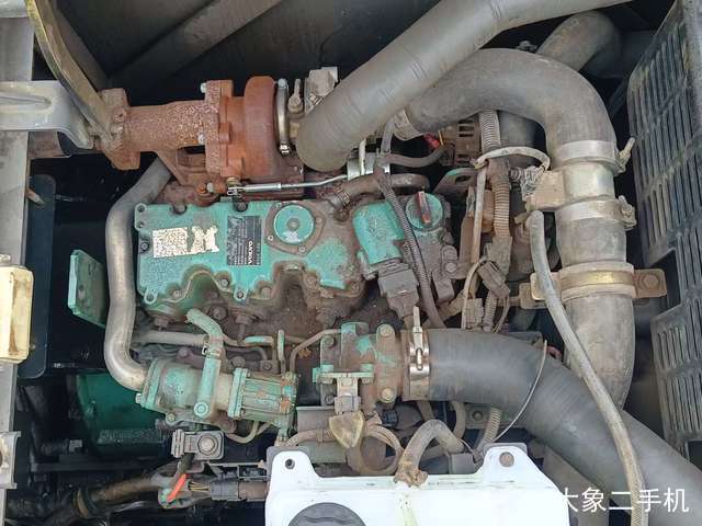 沃尔沃 EC120D 挖掘机