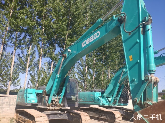 神钢 SK330-10 挖掘机