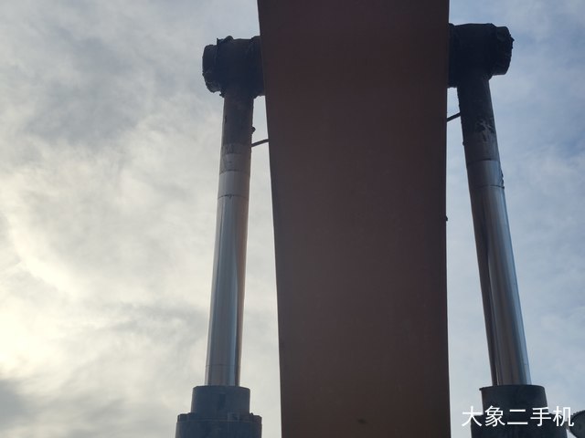 三一重工 SY265C-10 挖掘机