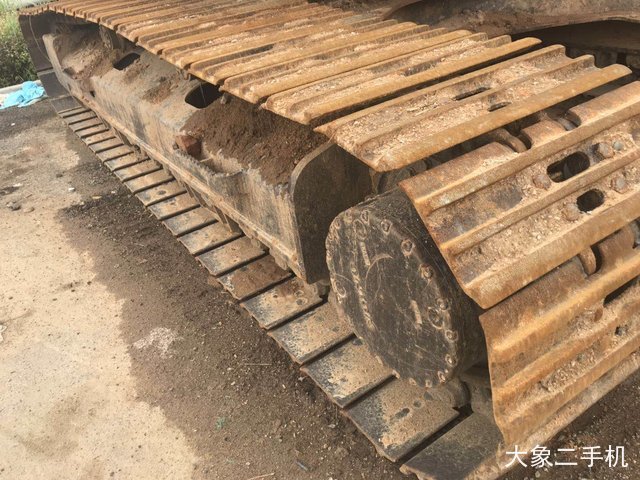 沃尔沃 EC210BLC 挖掘机