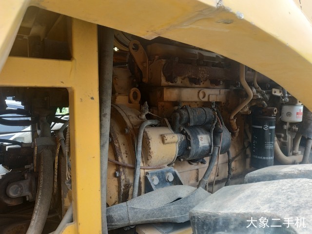 山推 SR22M 压路机