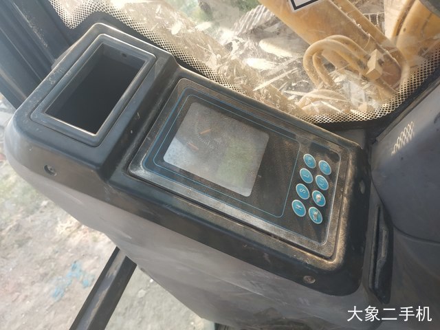 厦工 XG822LC 挖掘机