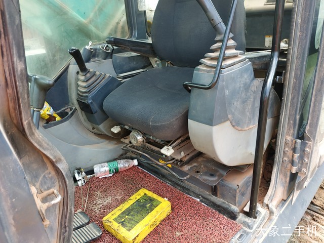 神钢 SK495D-8 挖掘机