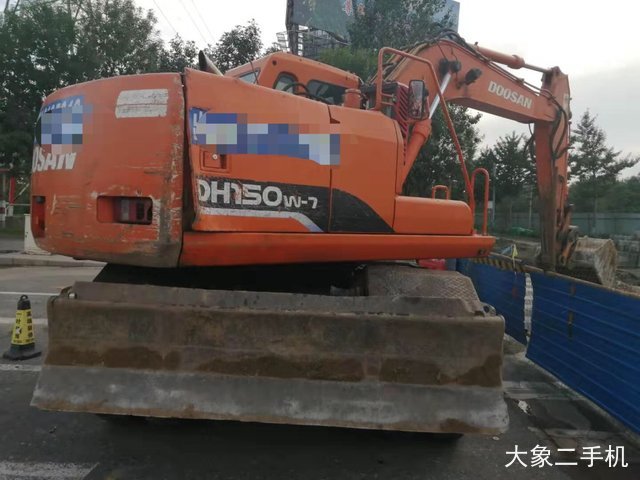 斗山 DH150W-7 挖掘机