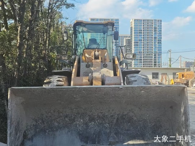 山东临工 LG953 装载机
