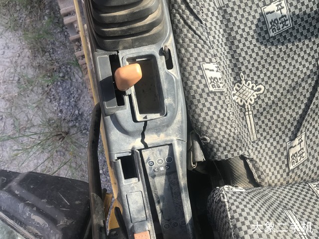 住友 SH210-5 挖掘机