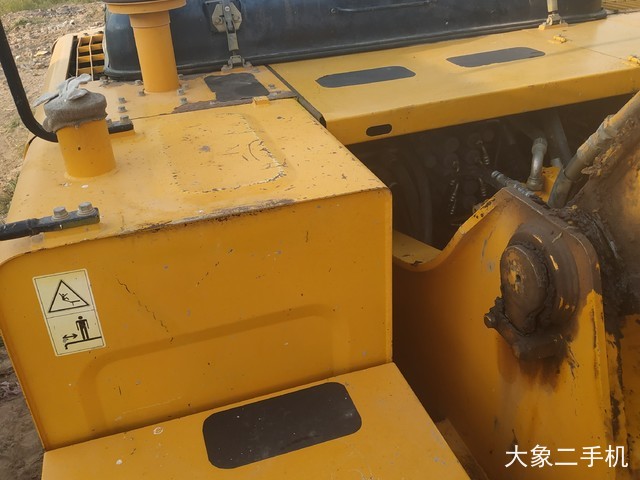 加藤 HD820R 挖掘机