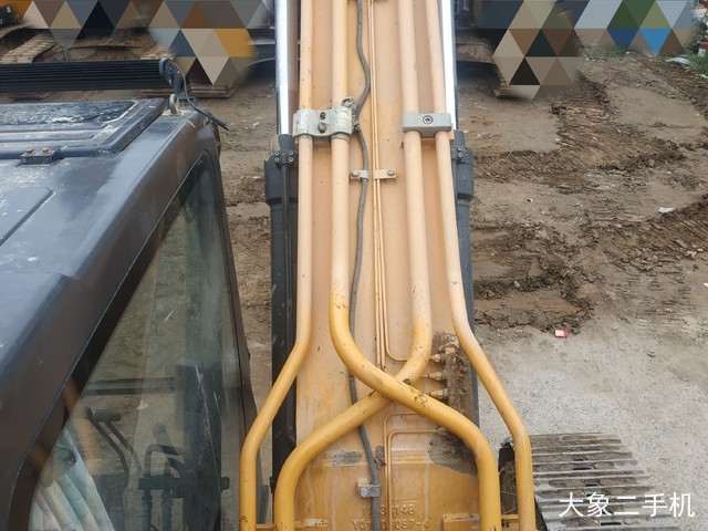 三一重工 SY215C-9 挖掘机