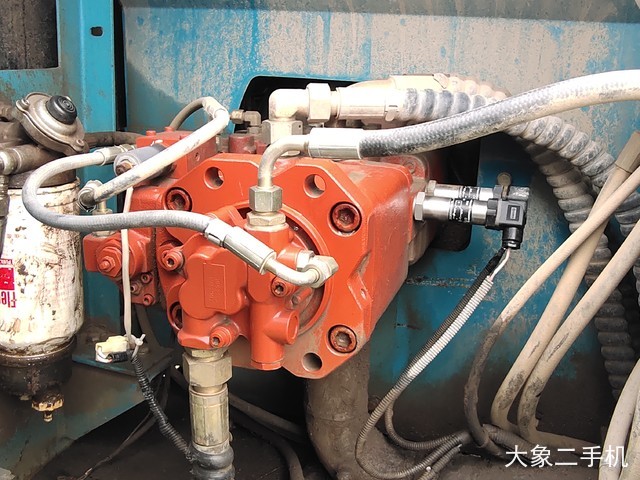 恒岳重工 HY85-8 挖掘机