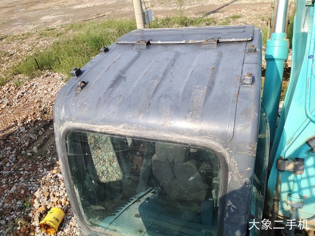 神钢 SK260LC-8 挖掘机