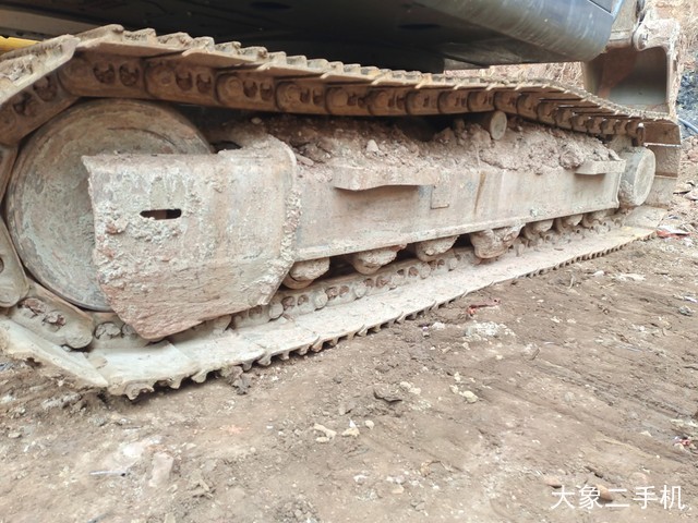 徐工 XE135D 挖掘机