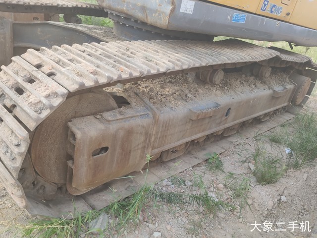 徐工 XE370CA 挖掘机