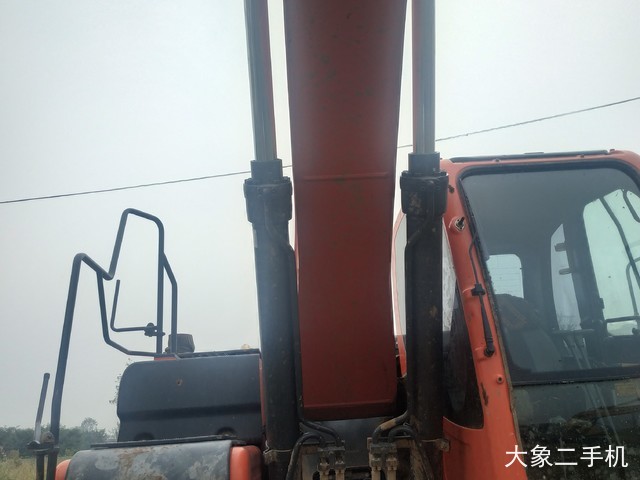 斗山 DX215-9C 挖掘机