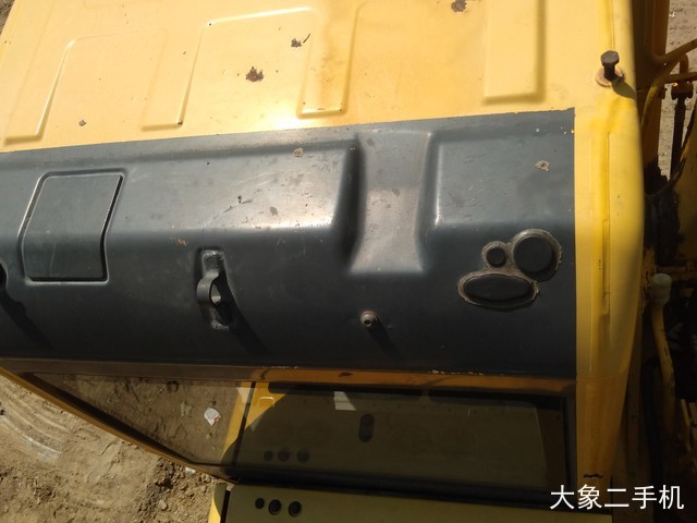 小松 PC240LC-8 挖掘机