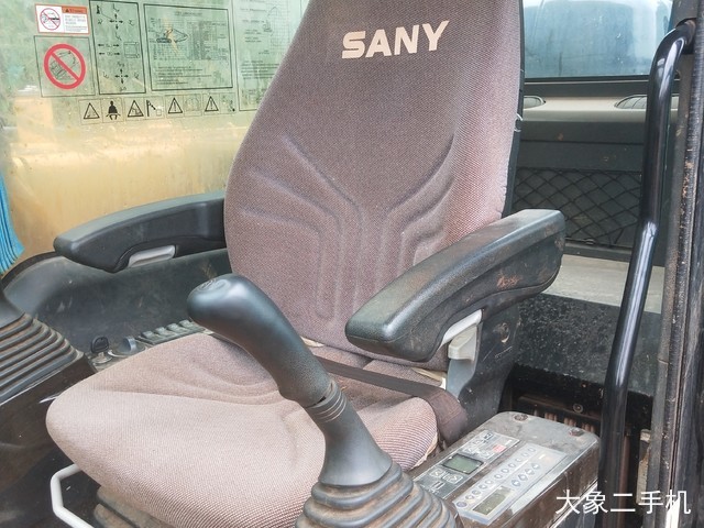 三一重工 SY135C 挖掘机