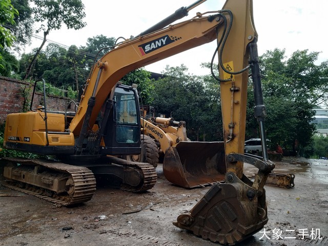 三一重工 SY135C 挖掘机