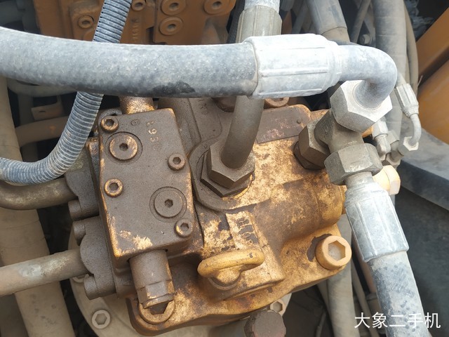 三一重工 SY235C 挖掘机