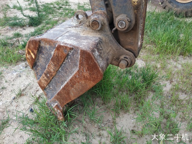 现代 R60-9 挖掘机