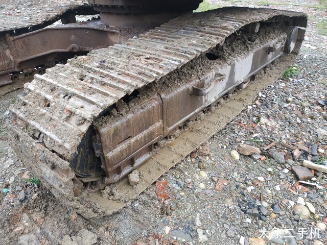 神钢 SK250-8 挖掘机