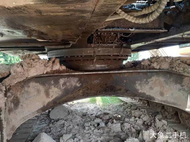 三一重工 SY215C 挖掘机