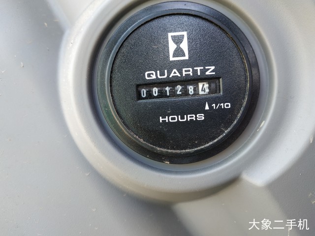 神钢 SK130-8 挖掘机