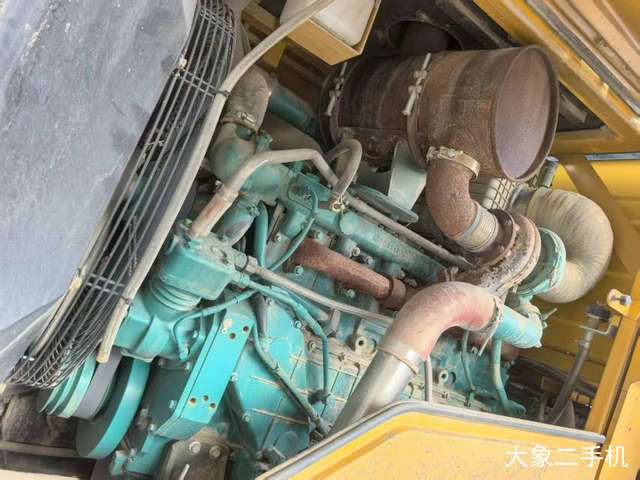 山东临工 L955F 装载机