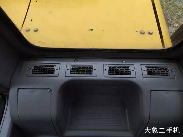 中联重科 ZE230E 挖掘机