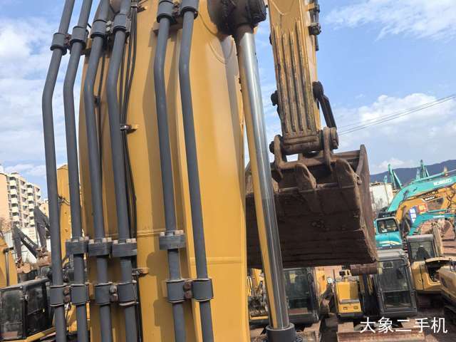 徐工 XE370D 挖掘机