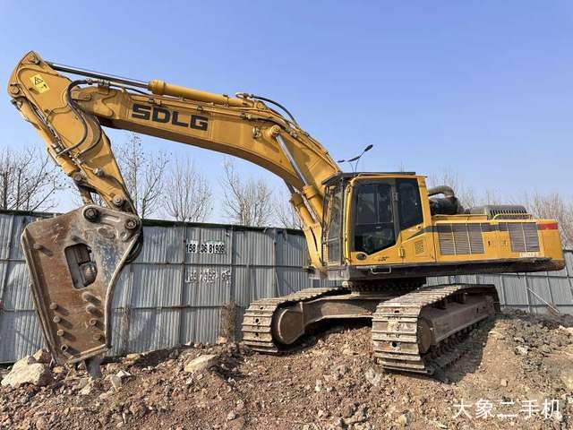 山东临工 E6500F 挖掘机