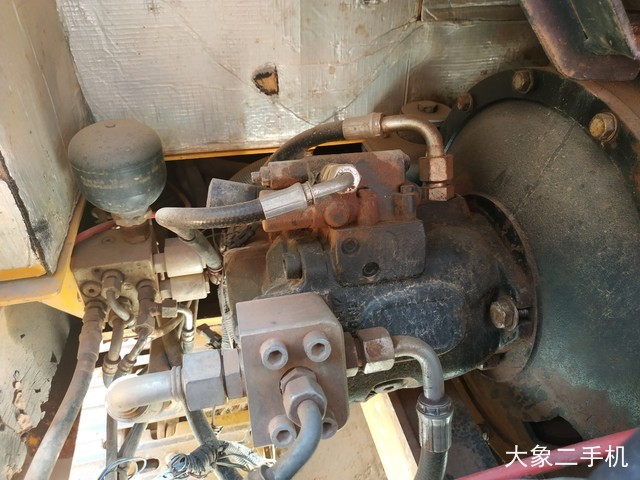 龙工 LG6060D 挖掘机