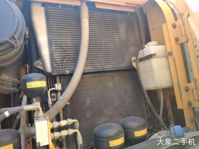 现代 R150W-9 挖掘机