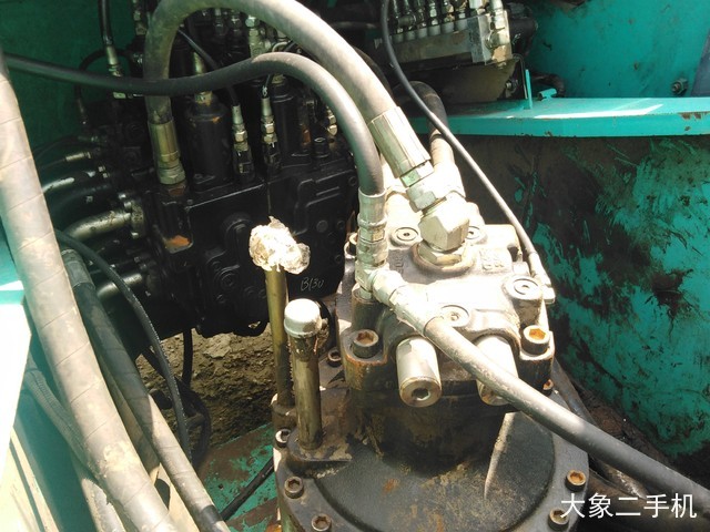 神钢 SK250-8 挖掘机