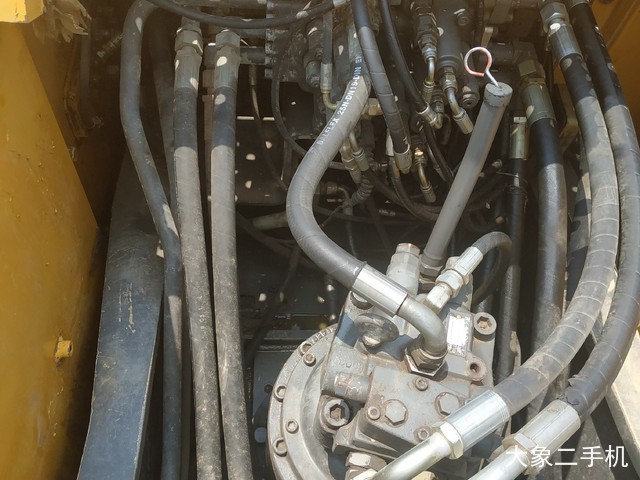 沃尔沃 EC210BLC 挖掘机