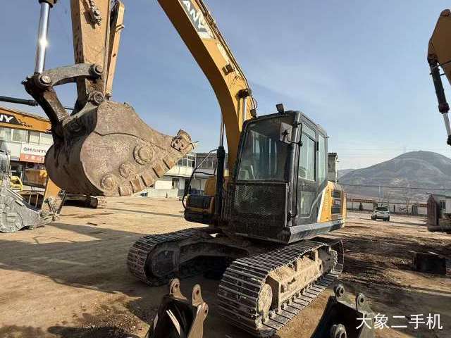 三一重工 SY155C-10 挖掘机