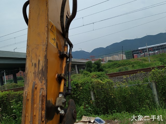 徐工 XE60D 挖掘机