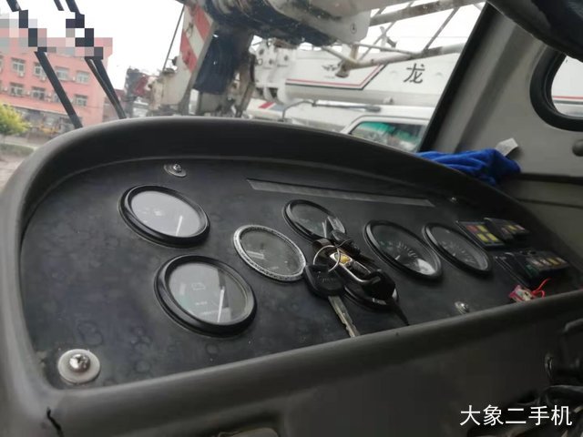 中联重科 ZLJ5121THB 起重机