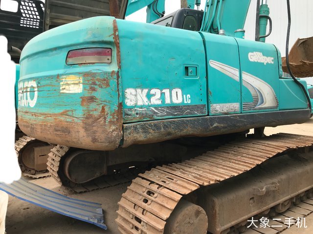 神钢 SK210LC-8 挖掘机