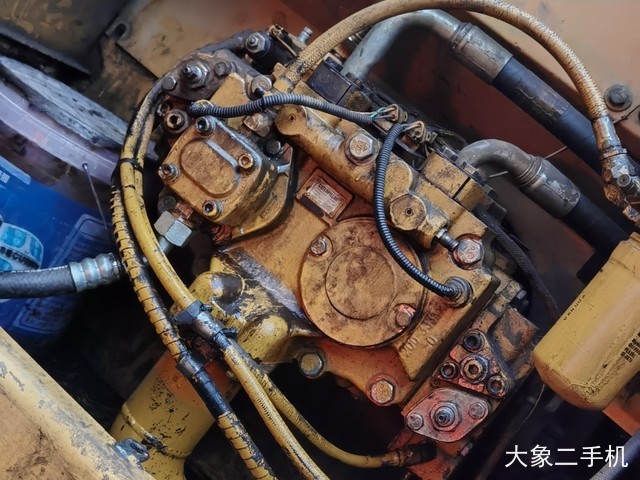 卡特彼勒 320CL 挖掘机