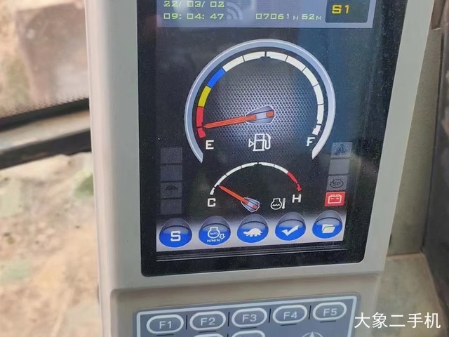三一重工 SY135C 挖掘机