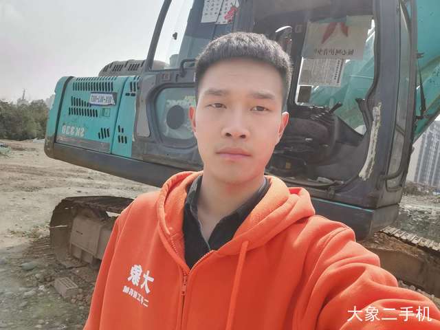 神钢 SK250LC-8 挖掘机