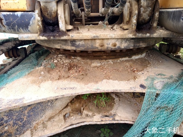 三一重工 SY225C 挖掘机