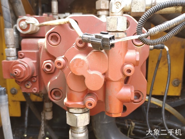 徐工 XE135D 挖掘机