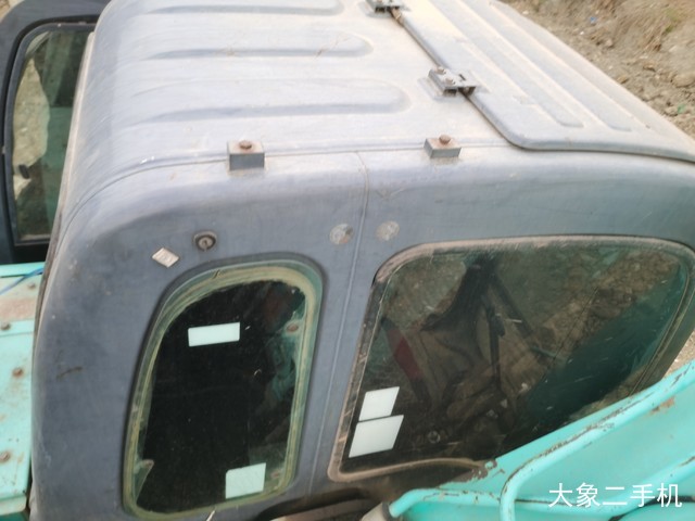 神钢 SK260LC-8 挖掘机