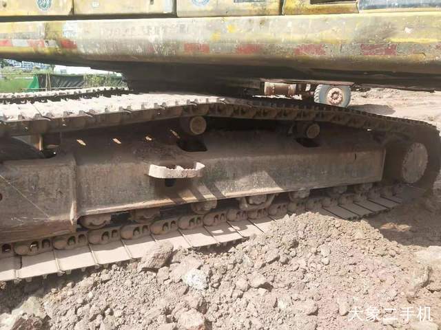 小松 PC200-8 挖掘机