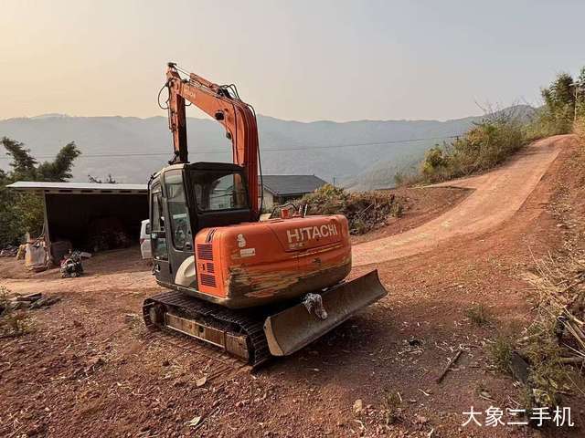 日立 EX70 挖掘机