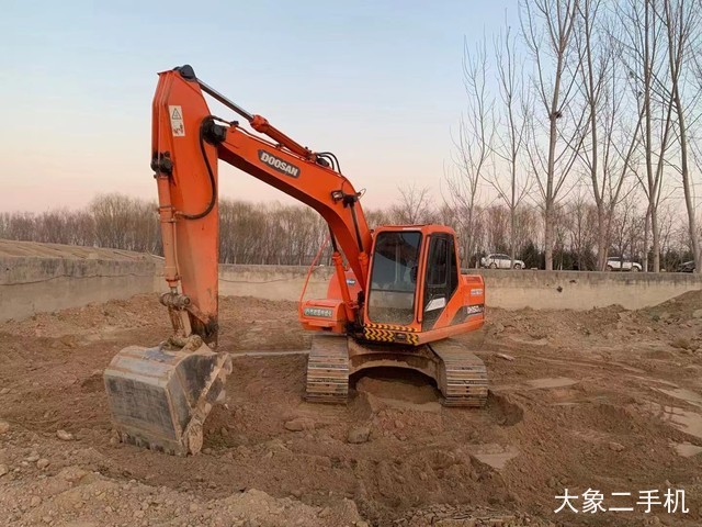 斗山 DH150-7 挖掘机