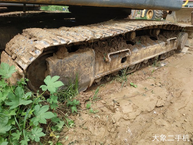 沃尔沃 EC210B 挖掘机